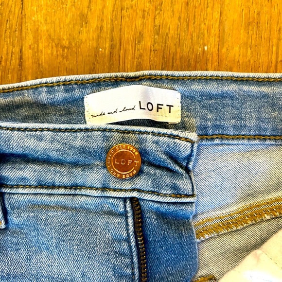 LOFT Distressed Jeans - Picture 3 of 3